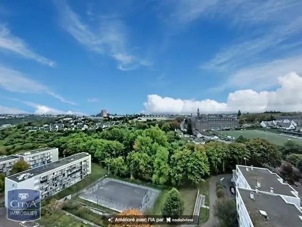 Appartement à louer 2 pièces 42.89m² Saint-Brieuc (22000)