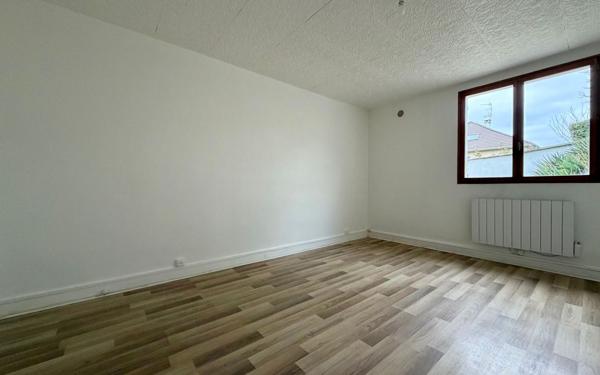 Maison à louer    2 pièces • 48,30 m2 Noisy-le-Grand