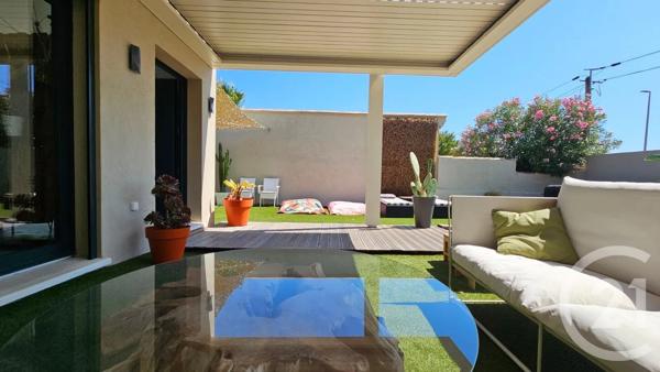 Maison à vendre  5 pièces - 251,67 m 2   MARSEILLE  - 13013