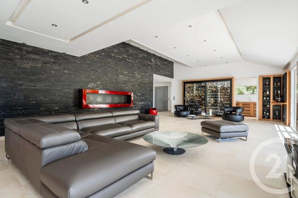 Maison à vendre  5 pièces - 251,67 m 2   MARSEILLE  - 13013