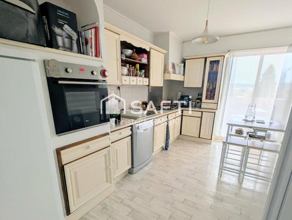Appartement F4, double séjour, 3 chambres, cave