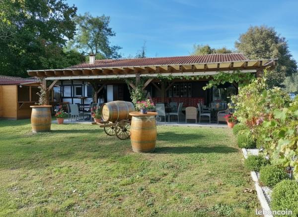 ACTIF EXCEPTIONNEL  DOMAINE COMMERCIAL & FONCIER À FORT POTENTIEL DE VALORISATION