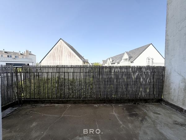 APPARTEMENT « TONKA » 86 M² À RÉINVENTER AVEC JARDIN PRIVATIF
