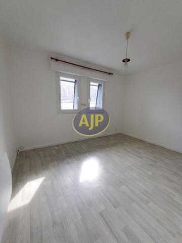 Location appartement Pontivy : 590 € - AJP Immobilier Pontivy