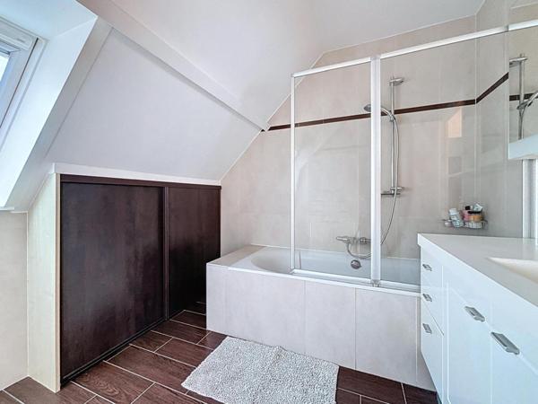 Maison familiale proche de la gare