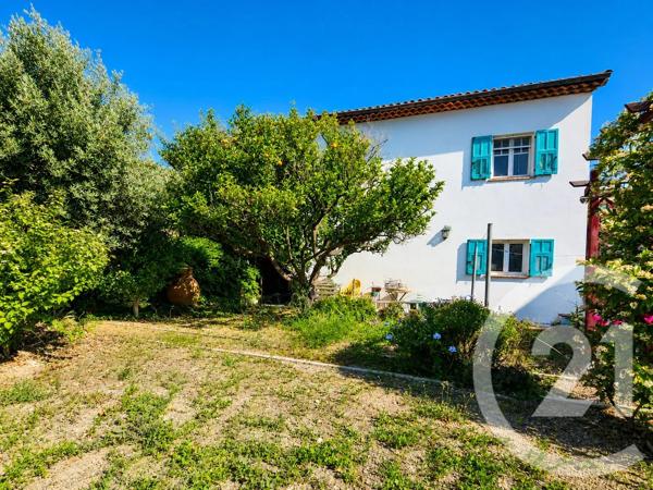 Maison à vendre  4 pièces - 130 m 2   ANTIBES  - 06
