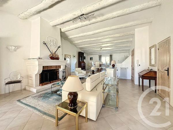 Maison à vendre  4 pièces - 130 m 2   ANTIBES  - 06