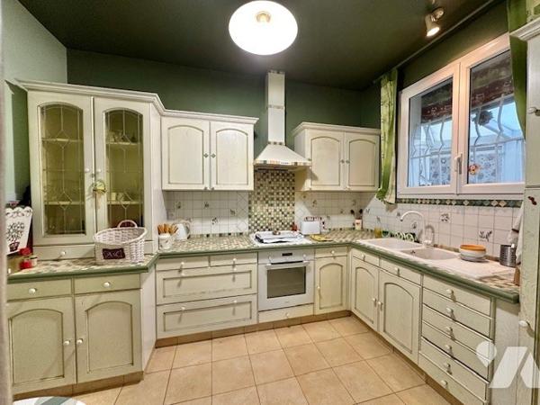 Maison à Vendre à Montmorency (95160) en Val-d'Oise (95), 72 m2 divisés en 3 pièces dont 2 chambres