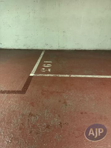 Parking à louer Paris 7eme : 191€ - AJP Immobilière Passy Paris 16