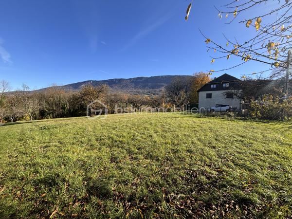 Terrain de 1 723 m²