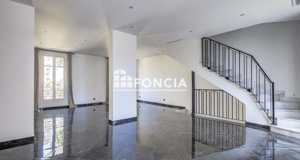 À vendre Maison 6 pièces 150 m² - Nice 06100
