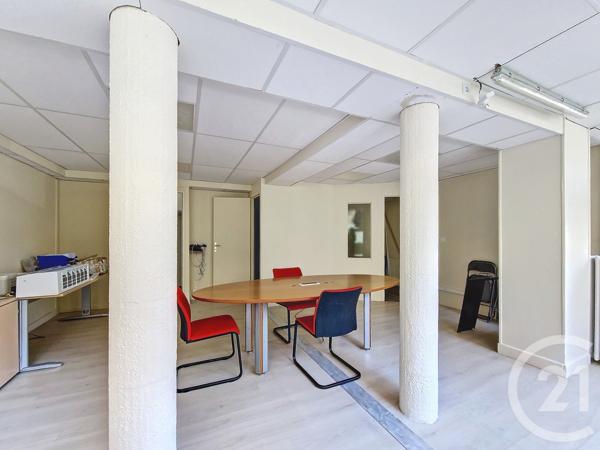 Appartement Local à vendre  4 pièces - 96,81 m2 CLERMONT FERRAND - 63
