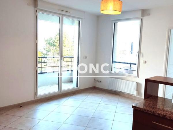Location Appartement 3 pièces 57.3 m² - 9 RUE DE LA MOTTE AUX CAILLES Melun 77000
