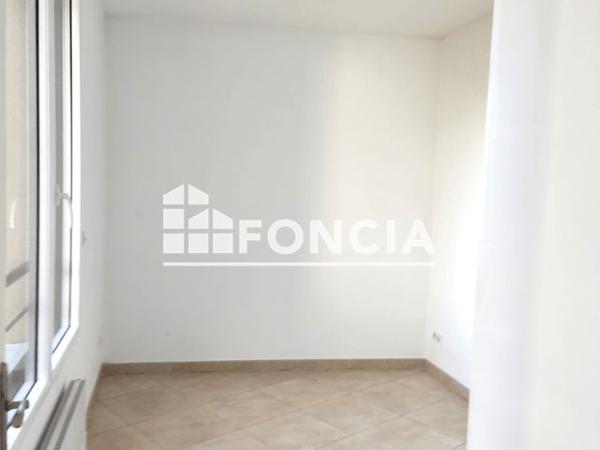 Location Appartement 3 pièces 57.3 m² - 9 RUE DE LA MOTTE AUX CAILLES Melun 77000