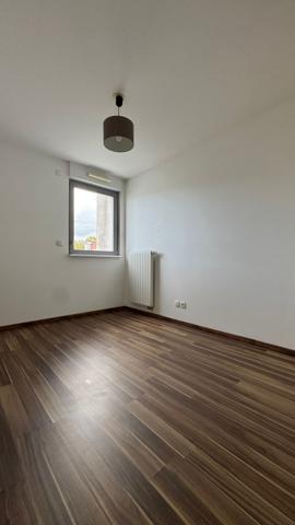 Nancy (54000) APPARTEMENT T5 D'EXCEPTION AVEC GRANDES TERRASSES ET PARKING PRIVATIF AVEC CHAUFFAGE INCLUS