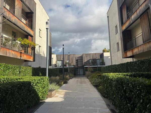 Nancy (54000) APPARTEMENT T5 D'EXCEPTION AVEC GRANDES TERRASSES ET PARKING PRIVATIF AVEC CHAUFFAGE INCLUS