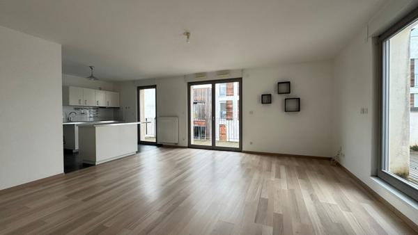 Nancy (54000) APPARTEMENT T5 D'EXCEPTION AVEC GRANDES TERRASSES ET PARKING PRIVATIF AVEC CHAUFFAGE INCLUS