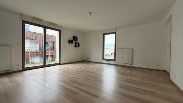 Nancy (54000) APPARTEMENT T5 D'EXCEPTION AVEC GRANDES TERRASSES ET PARKING PRIVATIF AVEC CHAUFFAGE INCLUS