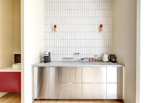 Loft rénové avec verrières en rez-de-cour – Villiers / Europe