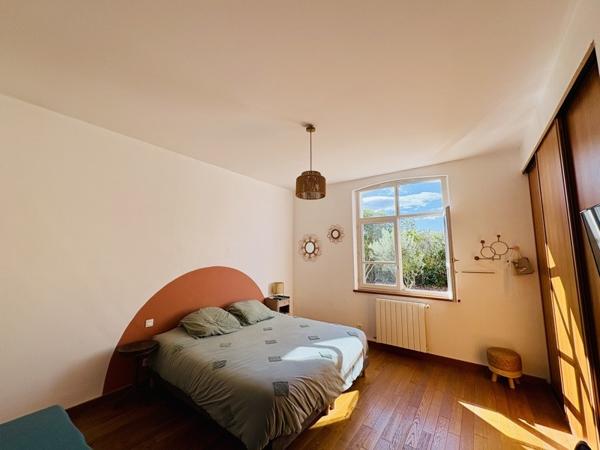 Maison 300 000 € Trèbes 6 p 182 m² DPE C