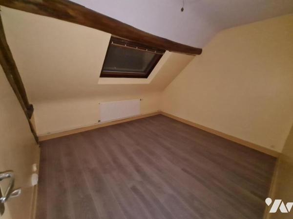 MAISON DE VILLE - A VENDRE - MONTOIRE/ LOIR