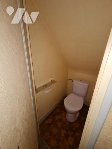 MAISON DE VILLE - A VENDRE - MONTOIRE/ LOIR