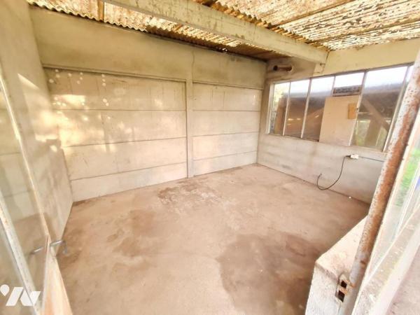 MAISON DE VILLE - A VENDRE - MONTOIRE/ LOIR