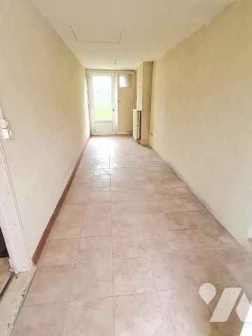 MAISON DE VILLE - A VENDRE - MONTOIRE/ LOIR