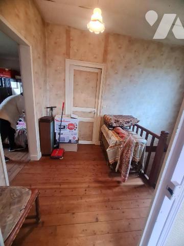 MAISON - A VENDRE- MONTOIRE/ LOIR ( 41800)