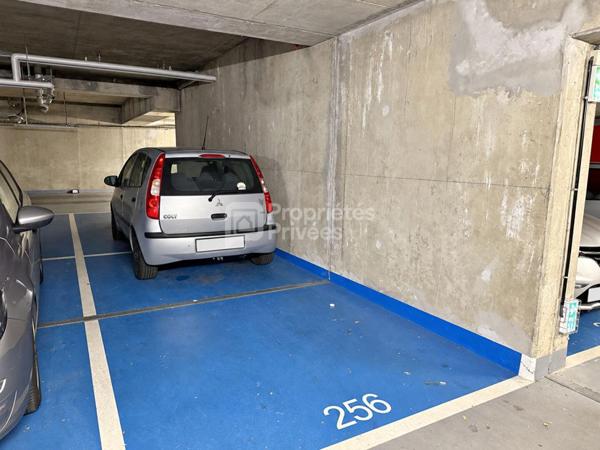 94000 CRÉTEIL UNIVERSITE - APPARTEMENT RECENT T4 - 75 M² + BALCON, et 2 PARKINGS