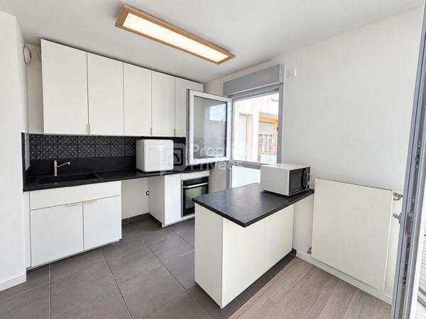 94000 CRÉTEIL UNIVERSITE - APPARTEMENT RECENT T4 - 75 M² + BALCON, et 2 PARKINGS