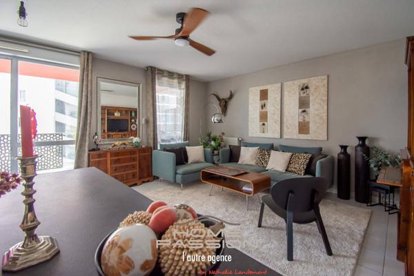 ROYAN  BEL APPARTEMENT 3 PIÈCES AVEC TERRASSE ET APERCU MER