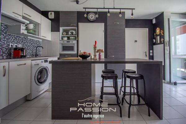 ROYAN  BEL APPARTEMENT 3 PIÈCES AVEC TERRASSE ET APERCU MER