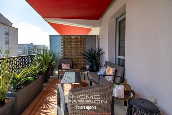 ROYAN  BEL APPARTEMENT 3 PIÈCES AVEC TERRASSE ET APERCU MER