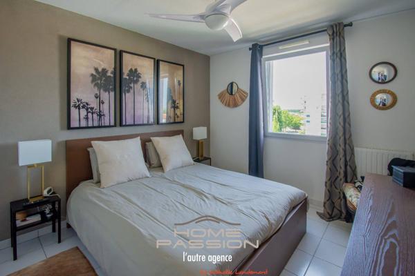 ROYAN  BEL APPARTEMENT 3 PIÈCES AVEC TERRASSE ET APERCU MER