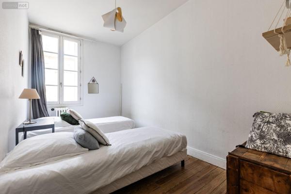 Appartement à vendre à Bordeaux en Gironde (33000), ref : 11553/2025-10