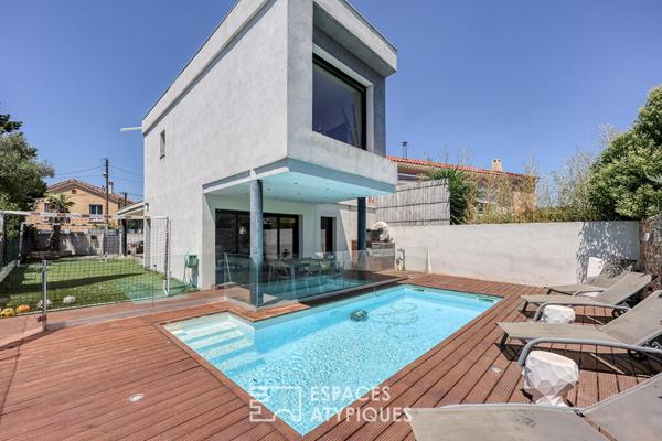 Villa contemporaine avec piscine
