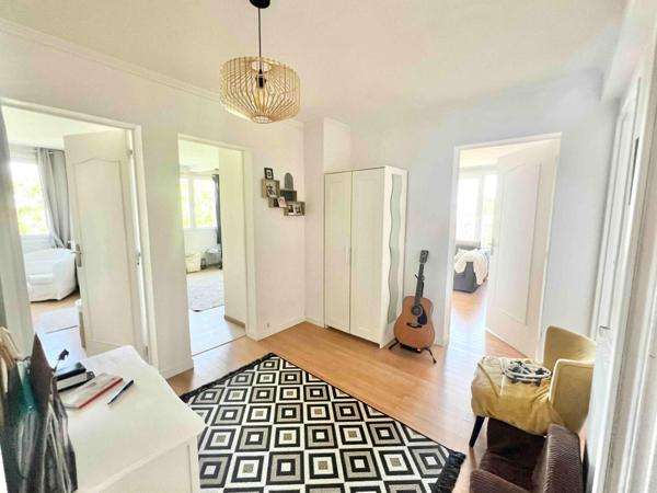 Magnifique appartement 3 Pièces rénové à Rambouillet