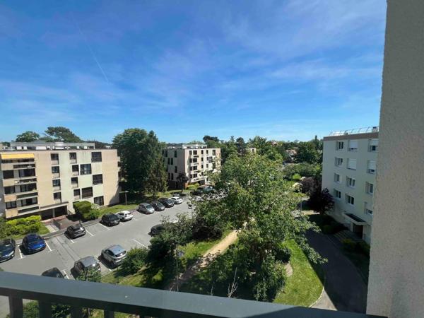 Magnifique appartement 3 Pièces rénové à Rambouillet