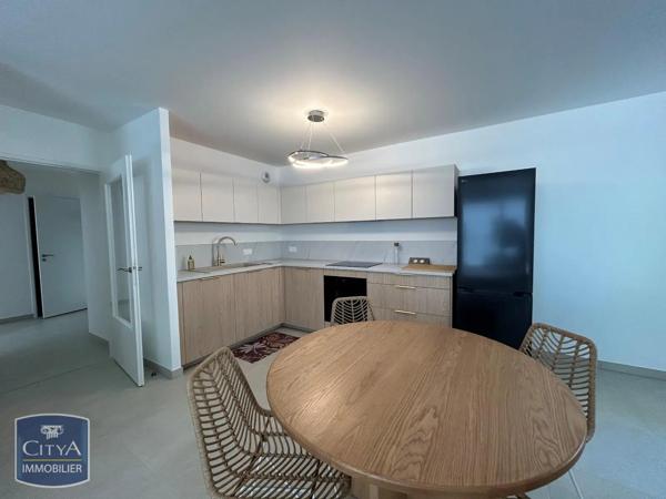 Appartement à louer 3 pièces 68.95m² Annecy (74370)
