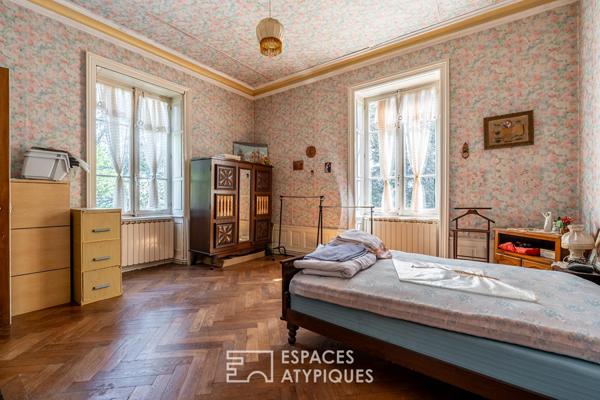 Maison de Maître en Pierres Dorées à réinventer