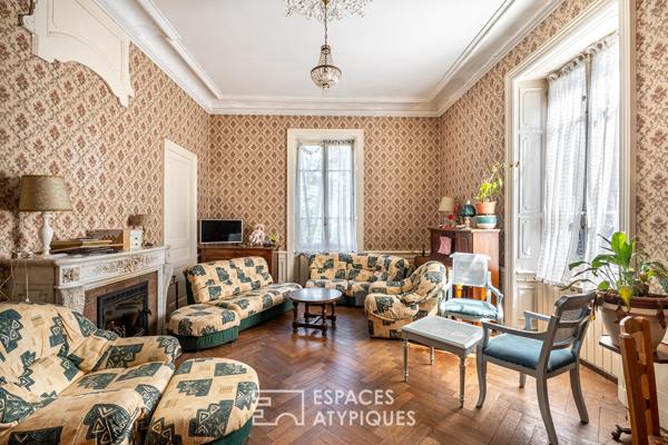 Maison de Maître en Pierres Dorées à réinventer