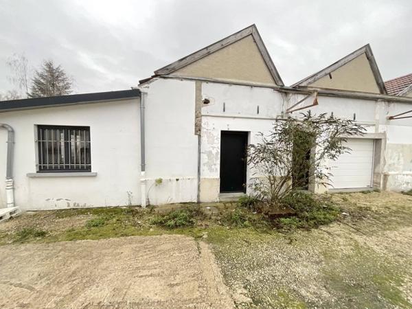 LOFT de 237m2 Brut, Garage, Patio à Réaliser