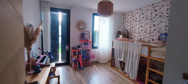 Maison entièrement rénovée - Secteur calme