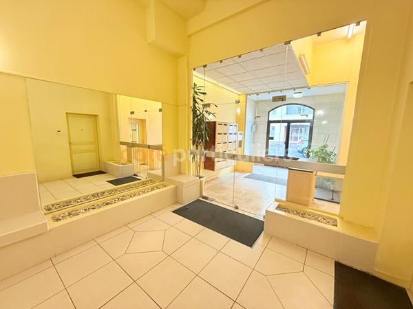 Location Appartement55 m² - 2 Pièces - TOURS (37000)