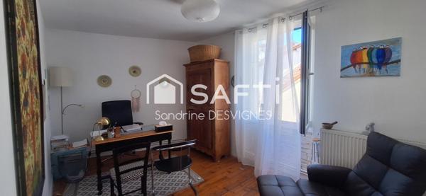 Maison rénovée de 155 m² - 4 chbrs & patio cosy !