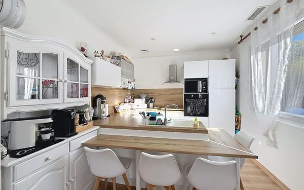 Maison à vendre    6 pièces •  Prigonrieux