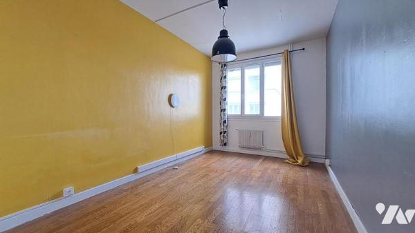 APPARTEMENT T3 PLACE DE PARKING + CAVE