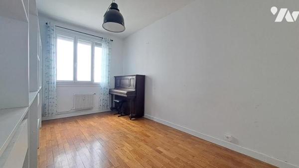 APPARTEMENT T3 PLACE DE PARKING + CAVE