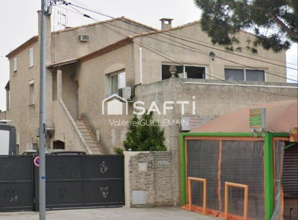 Maison de 200m² avec 4 chambres, garage piscine + local commercial tout commerce + Studio